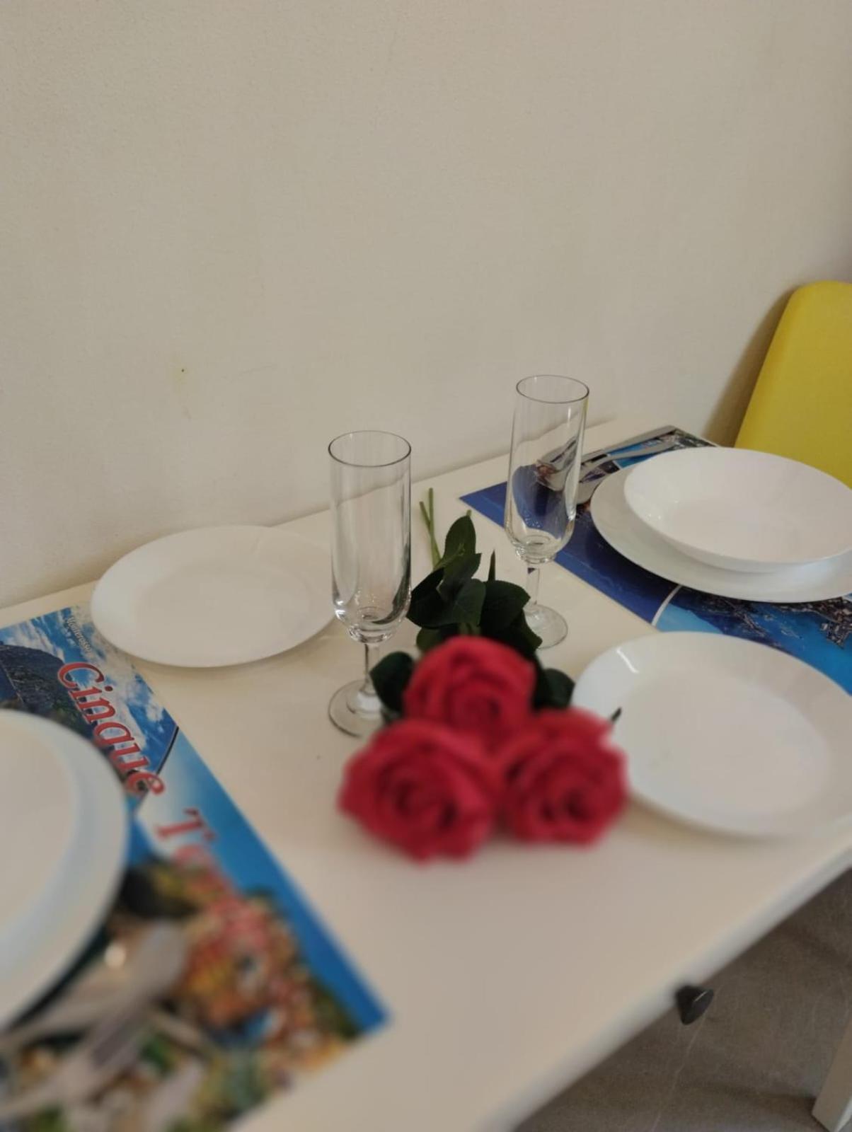Casa Vacanze Tita La Tua Base Per Visitare Il Mare Delle Cinque Terre Lägenhet La Spezia Exteriör bild