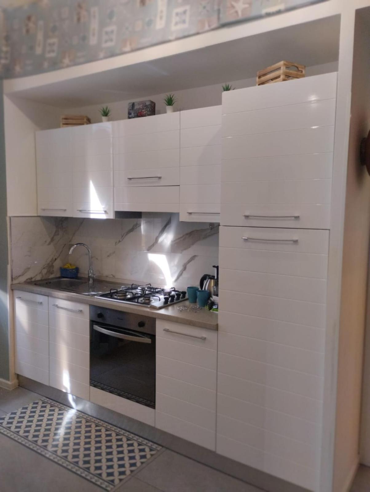 Casa Vacanze Tita La Tua Base Per Visitare Il Mare Delle Cinque Terre Lägenhet La Spezia Exteriör bild
